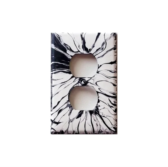 Hand Crafted White and Black Abstract Design Duplex Outlet Wall Plate - Picture 2 of 2